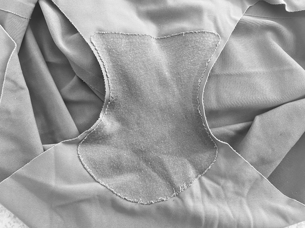 ミニマリストの下着の買い替えタイミング｜ユニクロ「シームレスショーツ」の寿命はどのくらい？