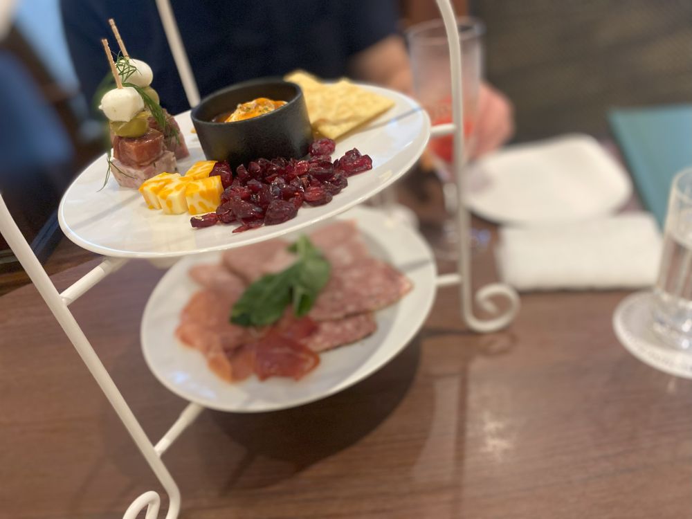 【3泊4日】30代女性ミニマリストの夏旅行｜食べて話して買い物して