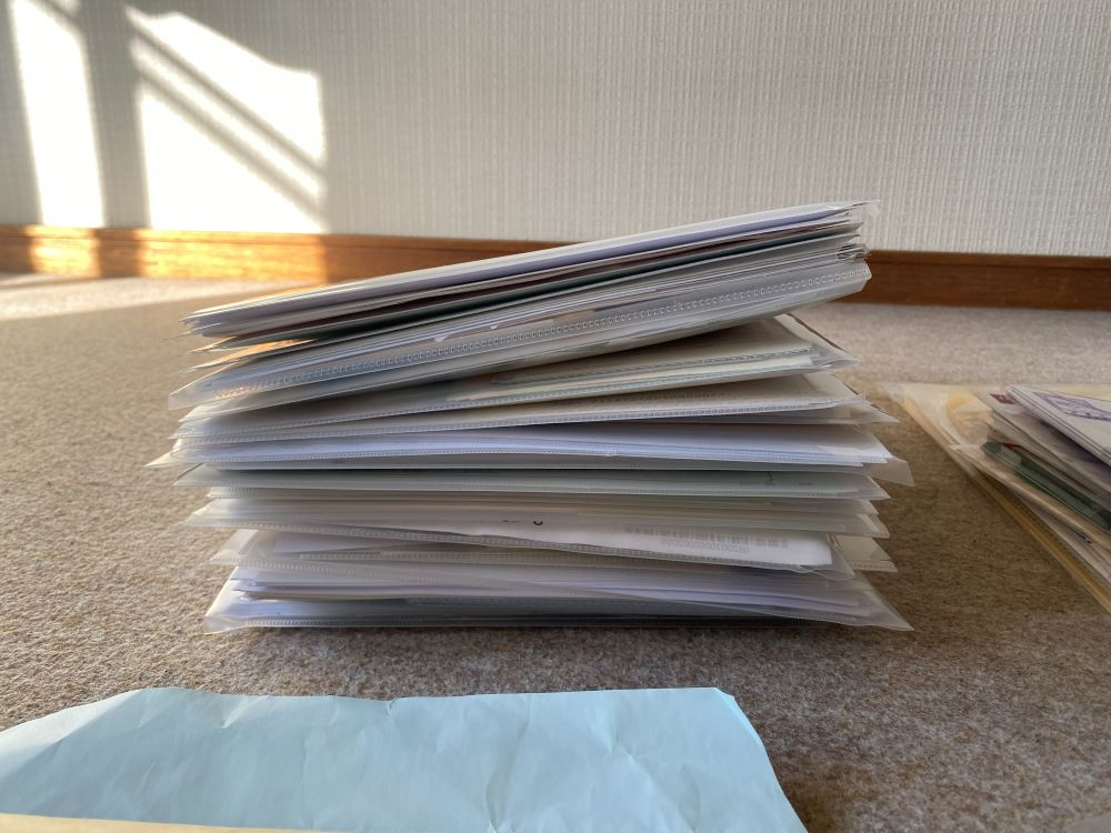 ミニマリスト、3年ぶりに書類の断捨離をする|捨て方は?捨てるか迷ったらどうする?