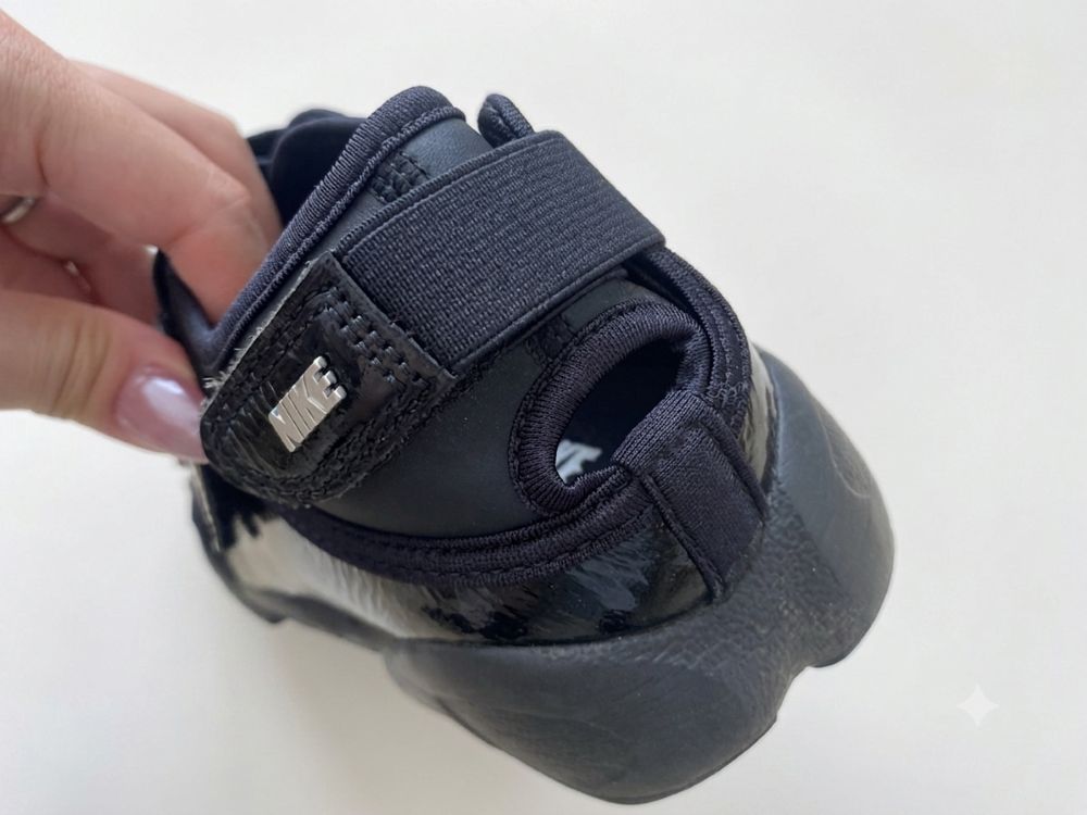 NIKEエアリフトは痛い？サイズ感や1万歩歩いた感想をレビュー｜カジュアル苦手ミニマリスト