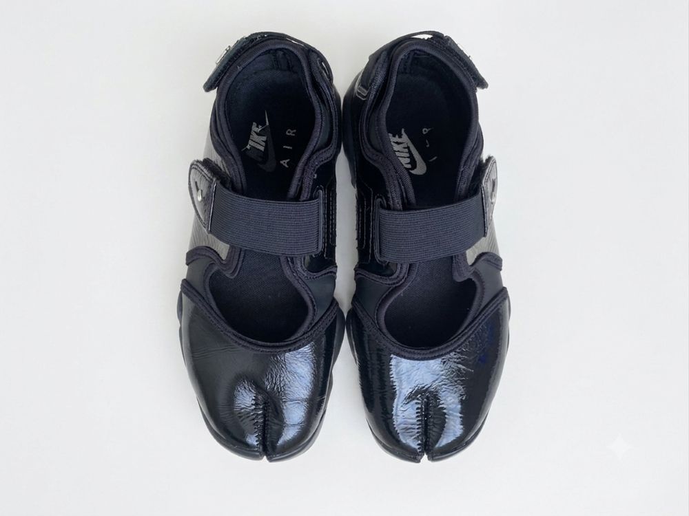 NIKEエアリフトは痛い？サイズ感や1万歩歩いた感想をレビュー｜カジュアル苦手ミニマリスト